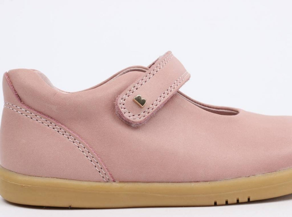 Klassischer Mary Jane in rosa von Bobux bei Pilzessin - pilzessono.shop - zauberhafte Kinderdinge