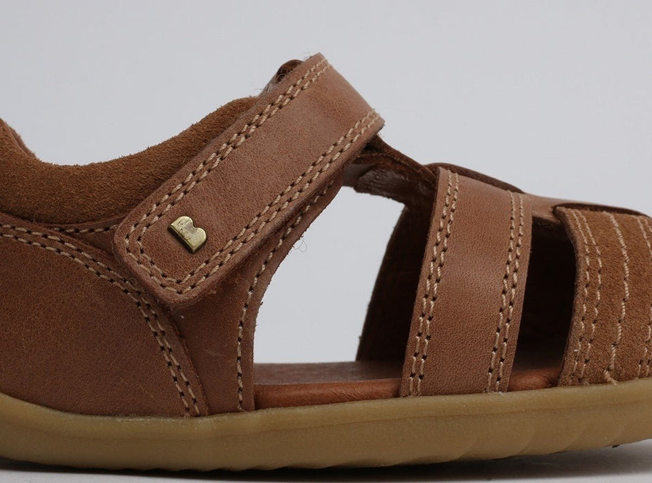 Roam Closed Sandal in Caramel von Bobux - pilzessono.shop - zauberhafte Kinderdinge