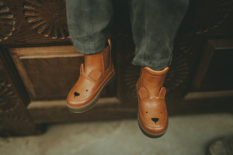 ⋙ Winterstiefel "Thuru" Classic Bear in Cognac Leather aus Leder von Donsje ♡ - pilzessono.shop - zauberhafte Kinderdinge