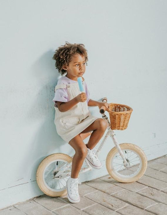 Banwood Laufrad in marest white - pilzessono.shop - zauberhafte Kinderdinge