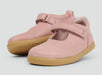 Klassischer Mary Jane in seashell pink von Bobux bei Pilzessin - pilzessono.shop - zauberhafte Kinderdinge