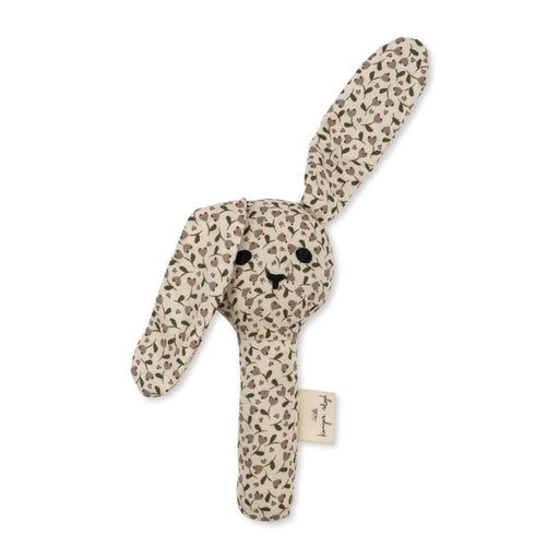 ♡ Rassel | Rabbit | Hase Rassel in milk tank von Konges Sløjd - pilzessono.shop - zauberhafte Kinderdinge