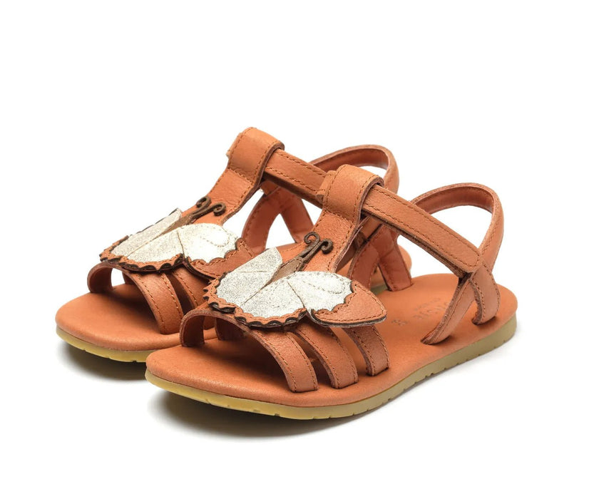 Sandale Iles Sky | Papillon in Walnut Leather mit Schmetterling - pilzessono.shop - zauberhafte Kinderdinge