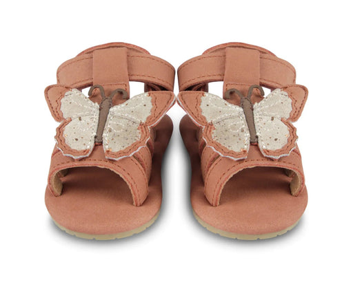 Sandale Tuti Sky | Papillon in Walnut Nubuck mit Schmetterling - pilzessono.shop - zauberhafte Kinderdinge