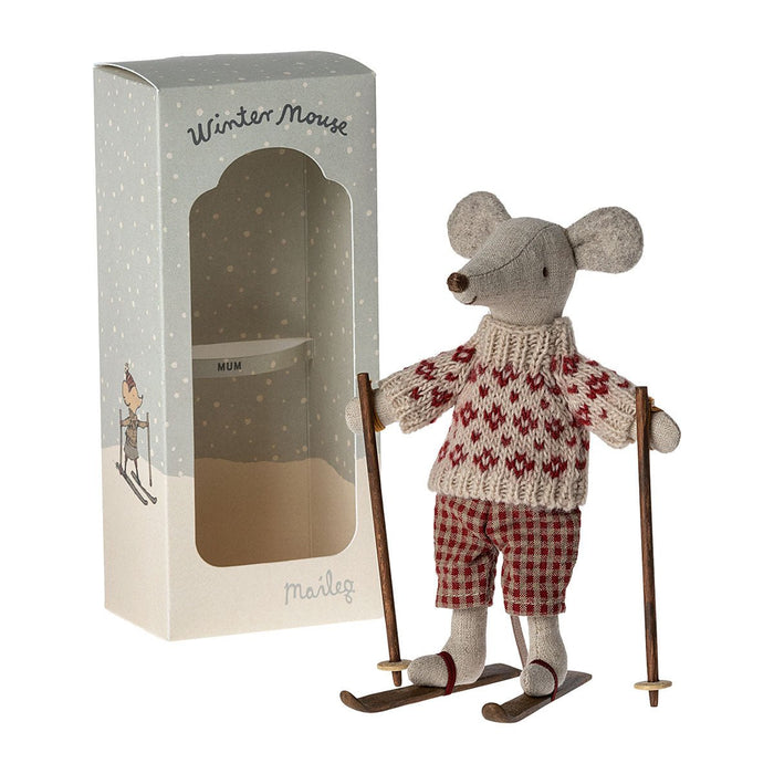 Wintermaus mit Ski | Mama Maus von Maileg ♡ - pilzessono.shop - zauberhafte Kinderdinge
